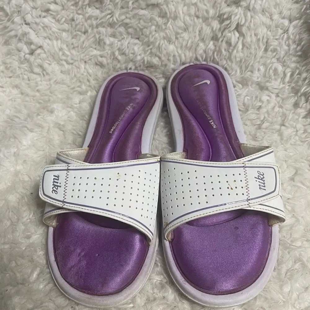 Nike Comfort Footbed Slides Sandals Flip Flops Women  white & Purple SZ11